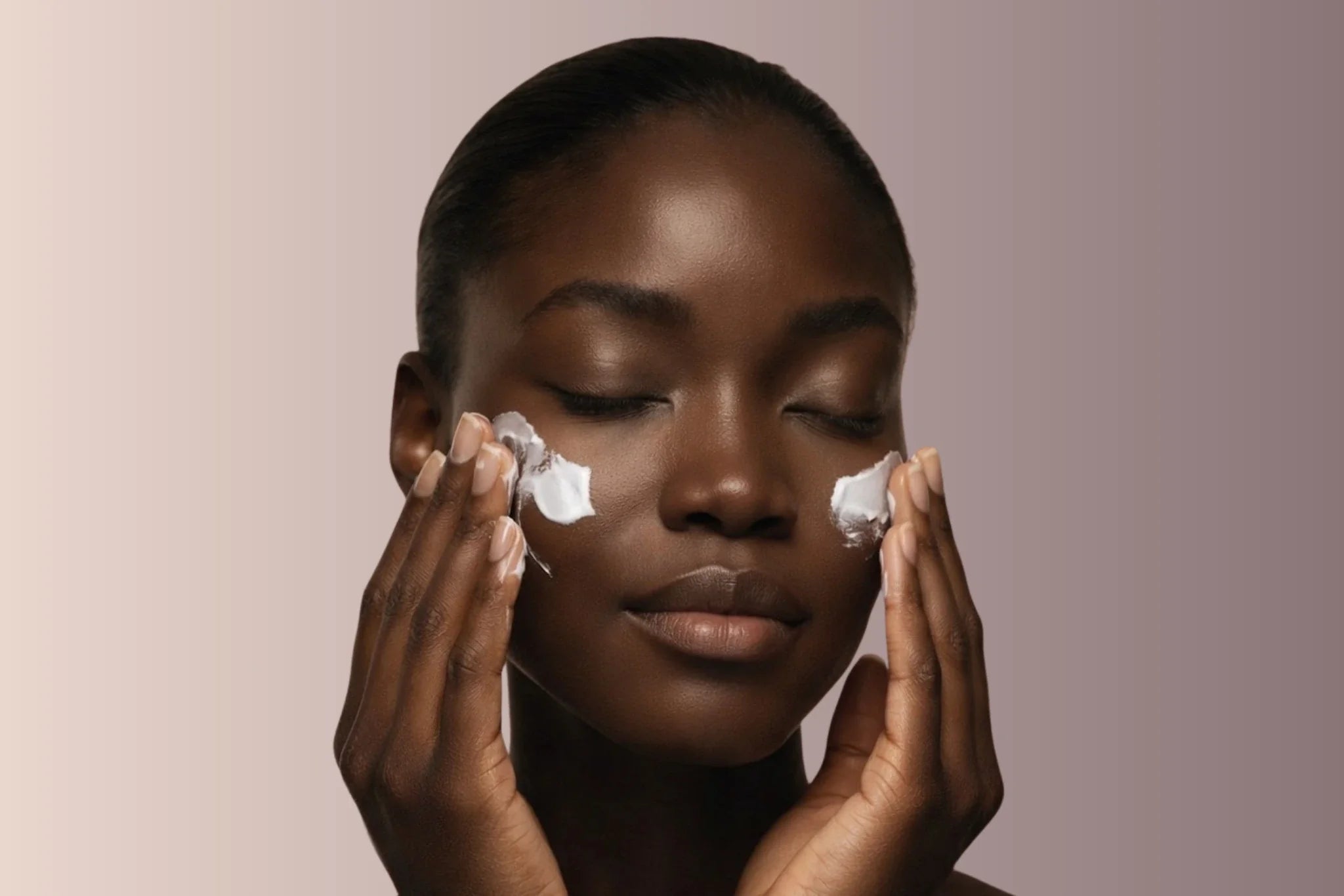 HOW TO NAVIGATE SKINCARE TRENDS WITHOUT WRECKING YOUR SKIN BARRIER
